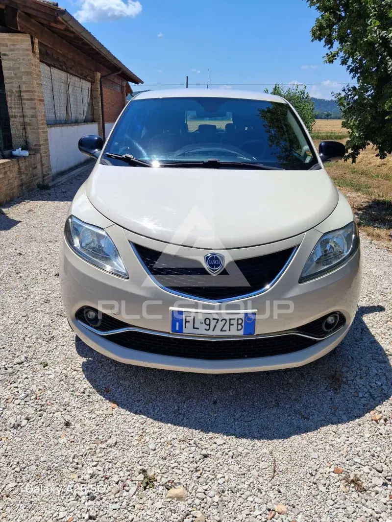 2017 Lancia YPSILON