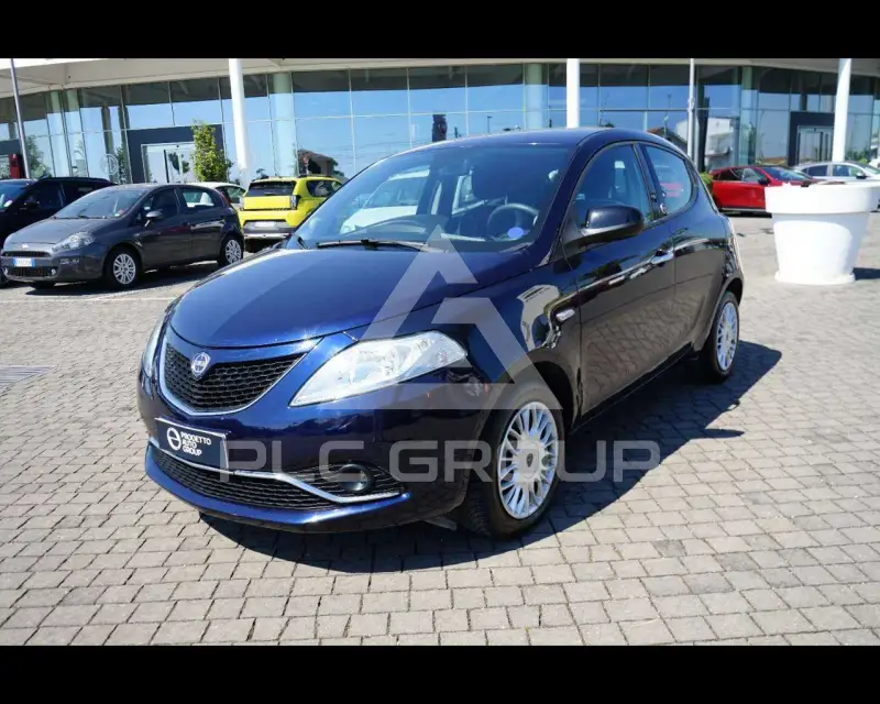 2017 Lancia YPSILON