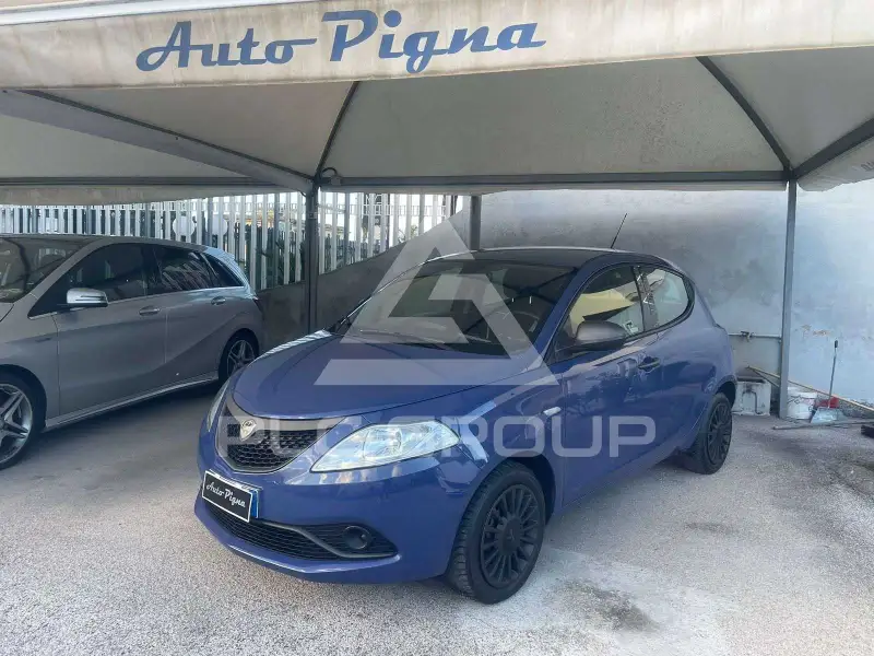 2017 Lancia YPSILON