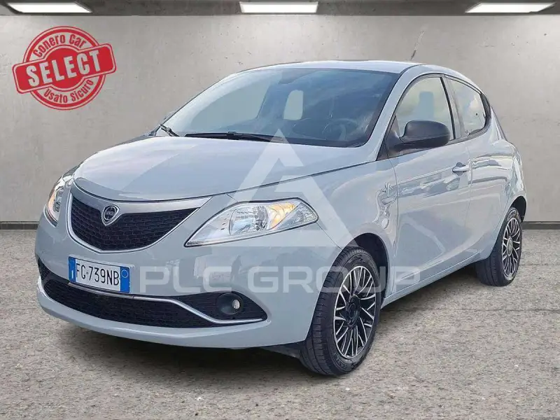 2017 Lancia YPSILON