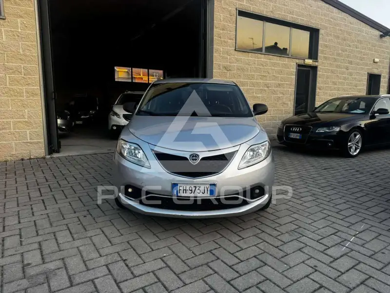 2017 Lancia YPSILON
