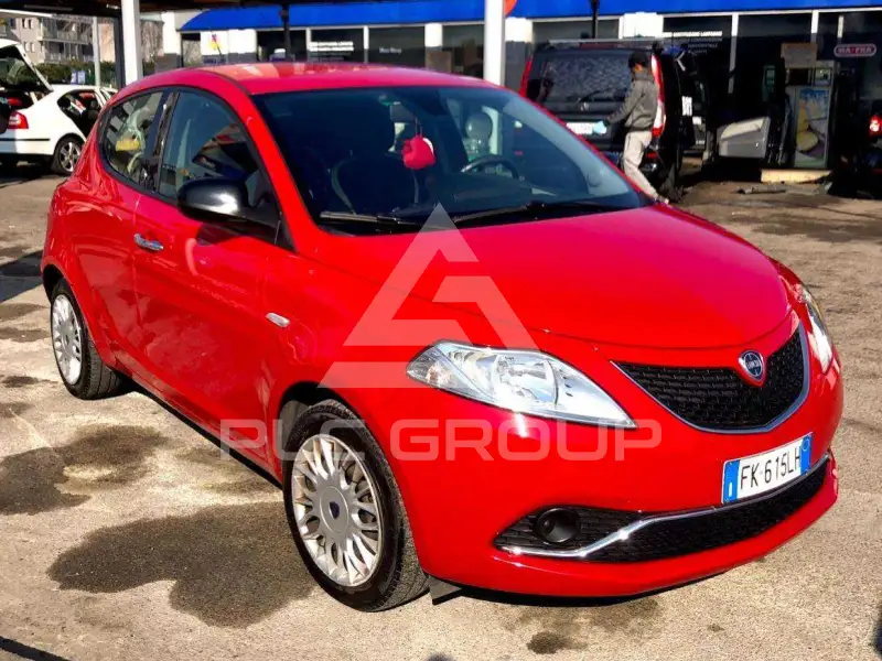 2017 Lancia YPSILON