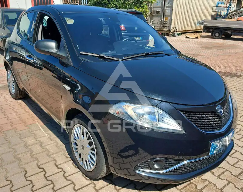 2017 Lancia YPSILON