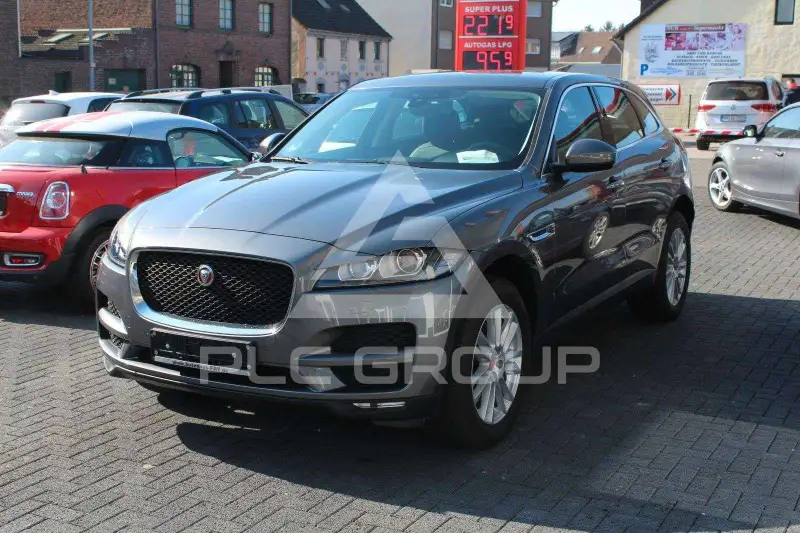 2017 Jaguar F-PACE