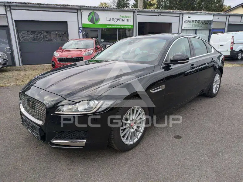 2017 Jaguar XF