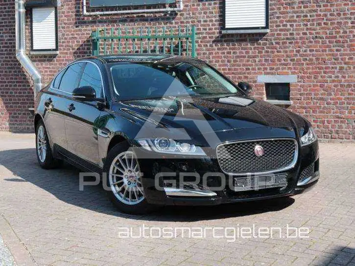 2017 Jaguar XF