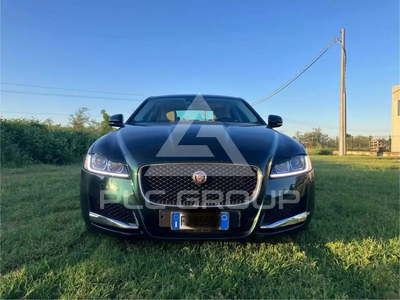 2017 Jaguar XF