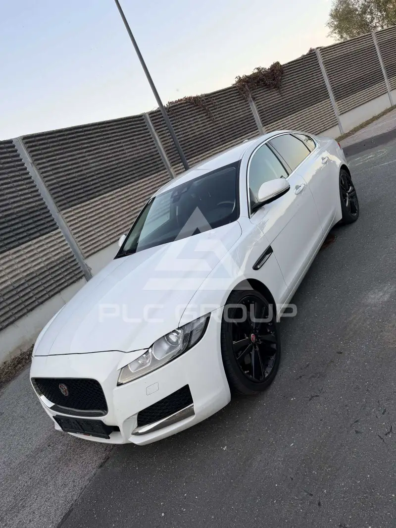 2017 Jaguar XF