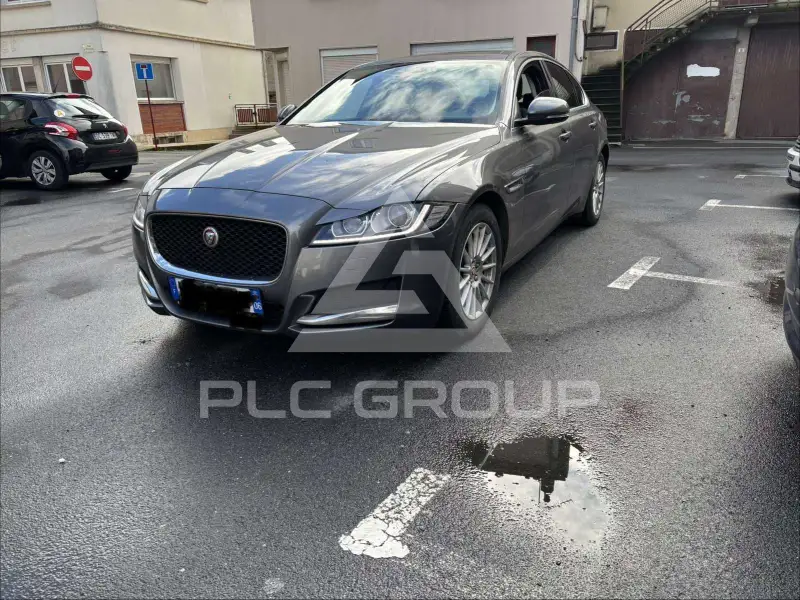 2017 Jaguar XF