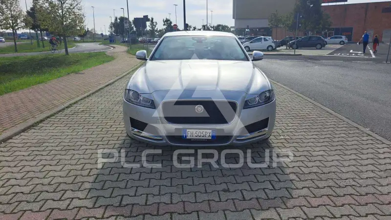 2017 Jaguar XF