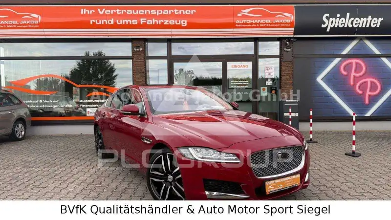 2017 Jaguar XF