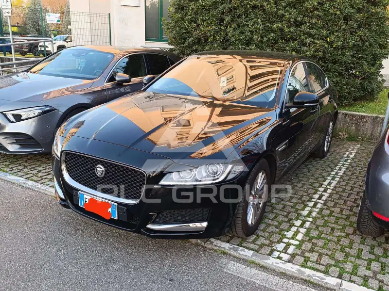 2017 Jaguar XF