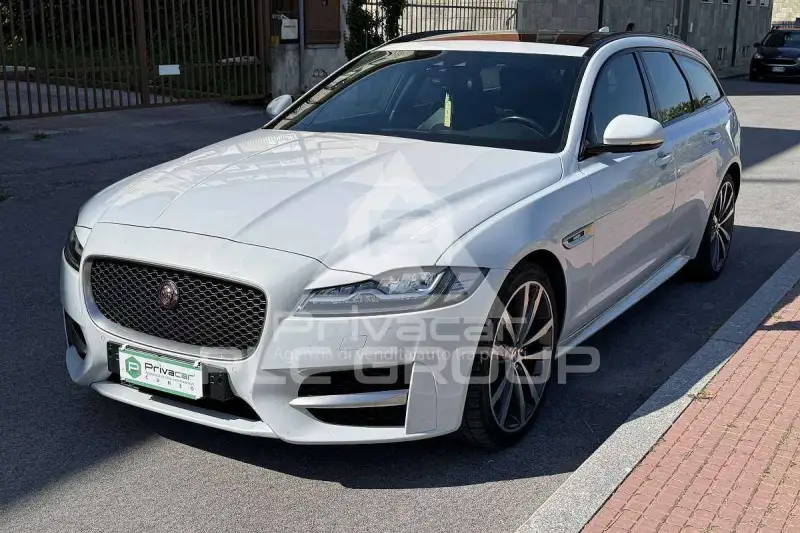 2017 Jaguar XF