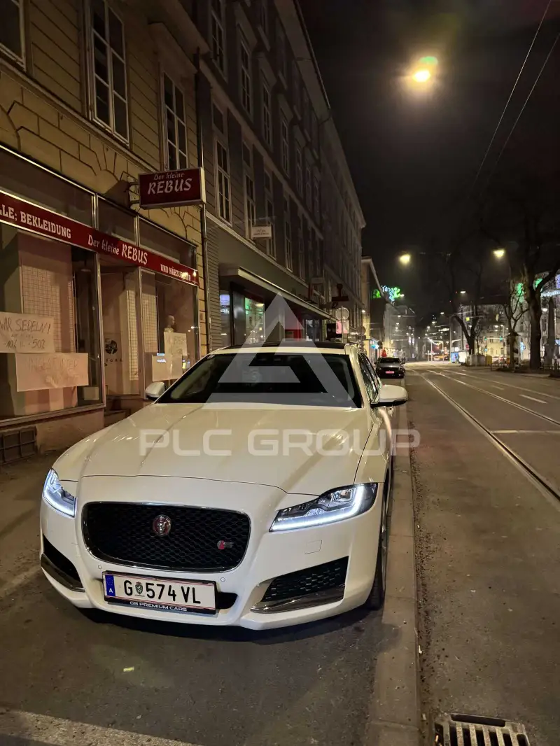 2017 Jaguar XF