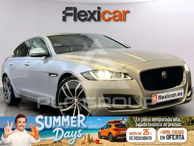 2017 Jaguar XF