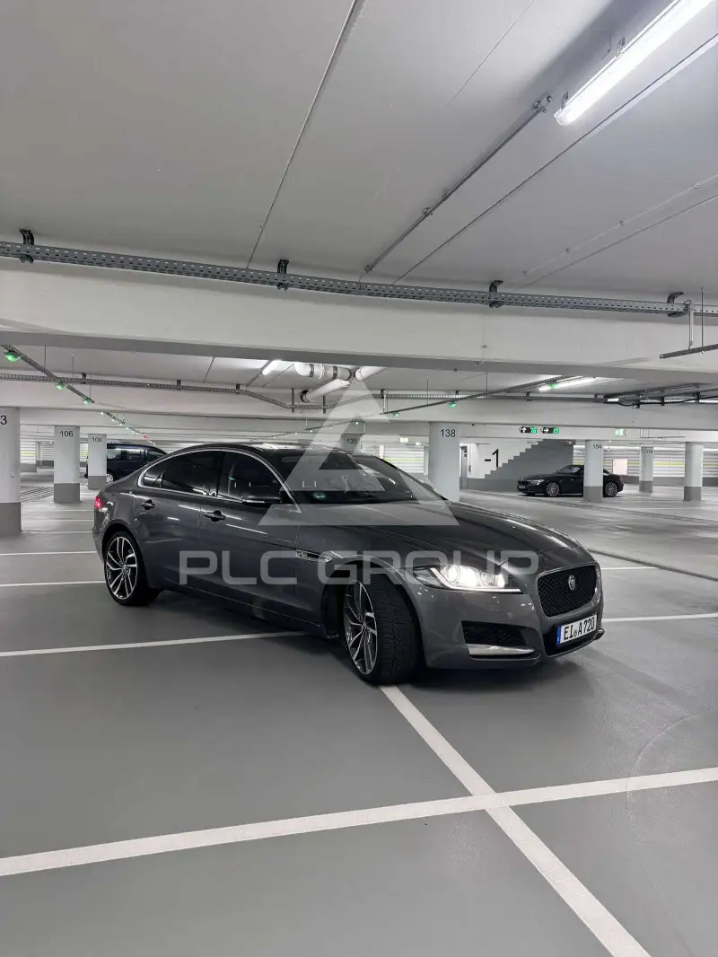 2017 Jaguar XF
