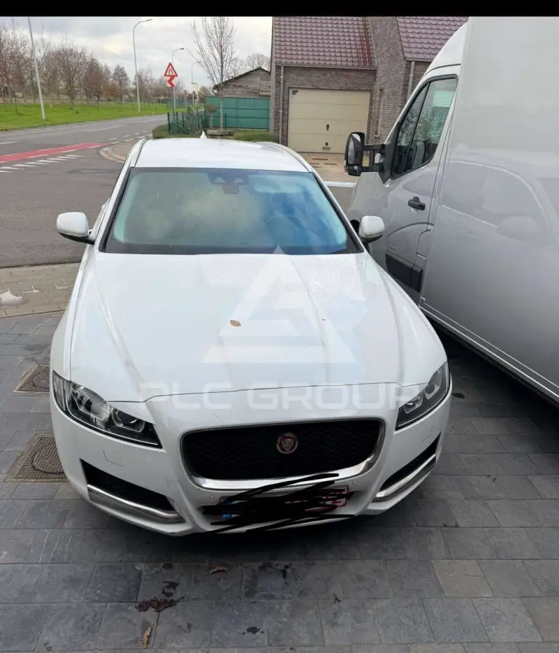 2017 Jaguar XF