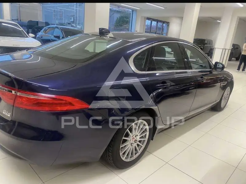 2017 Jaguar XF