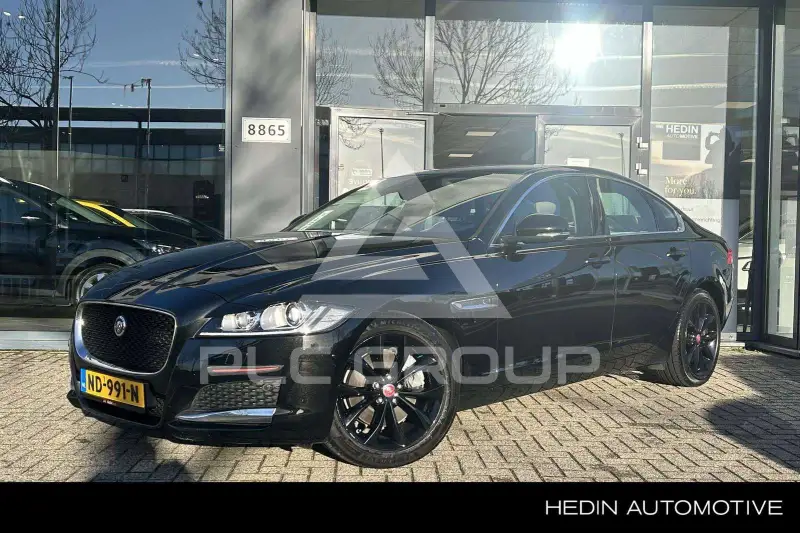 2017 Jaguar XF