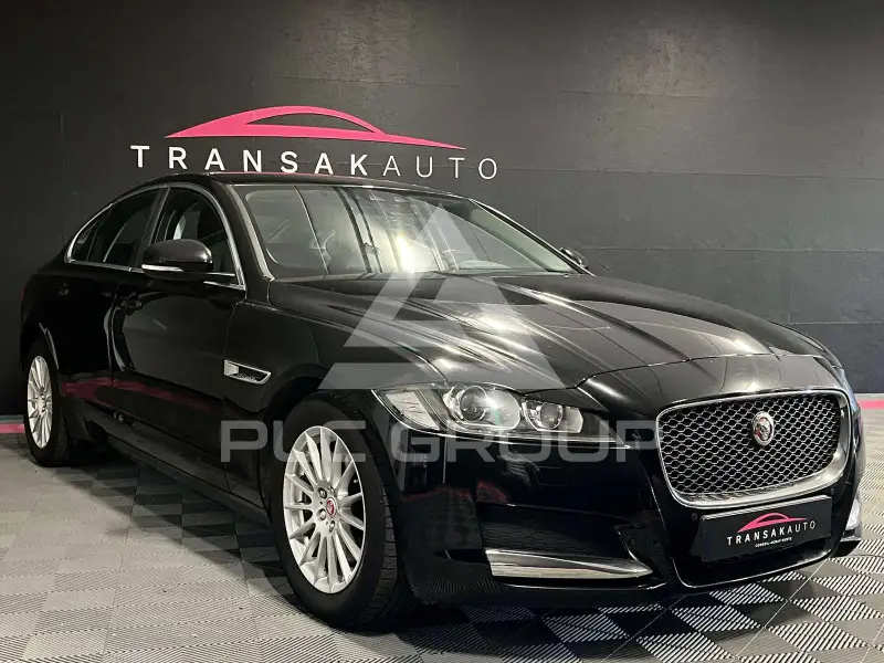 2017 Jaguar XF