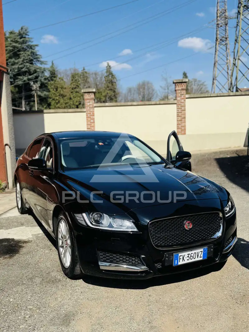 2017 Jaguar XF
