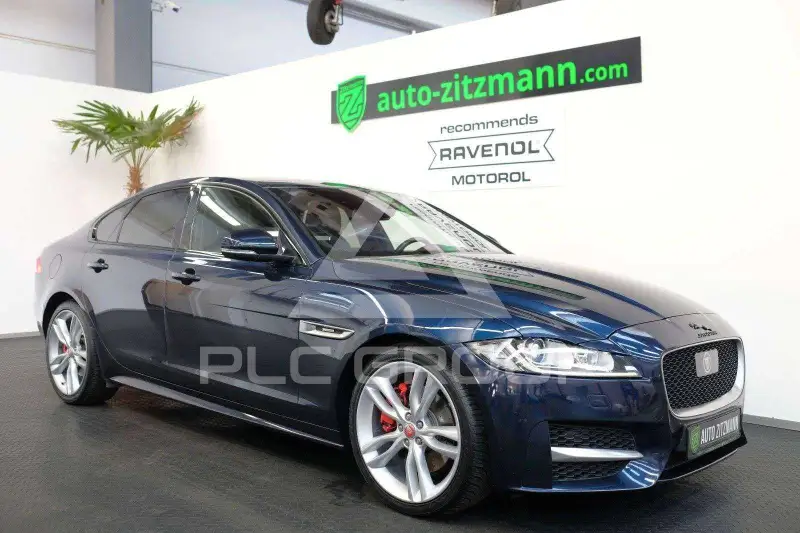 2017 Jaguar XF