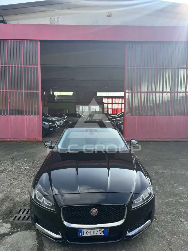 2017 Jaguar XF