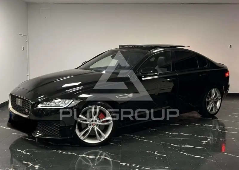 2017 Jaguar XF