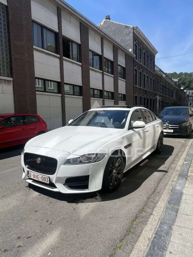 2017 Jaguar XF