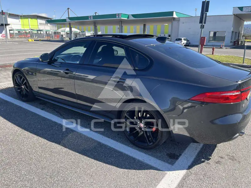2017 Jaguar XF