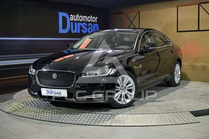 2017 Jaguar XF