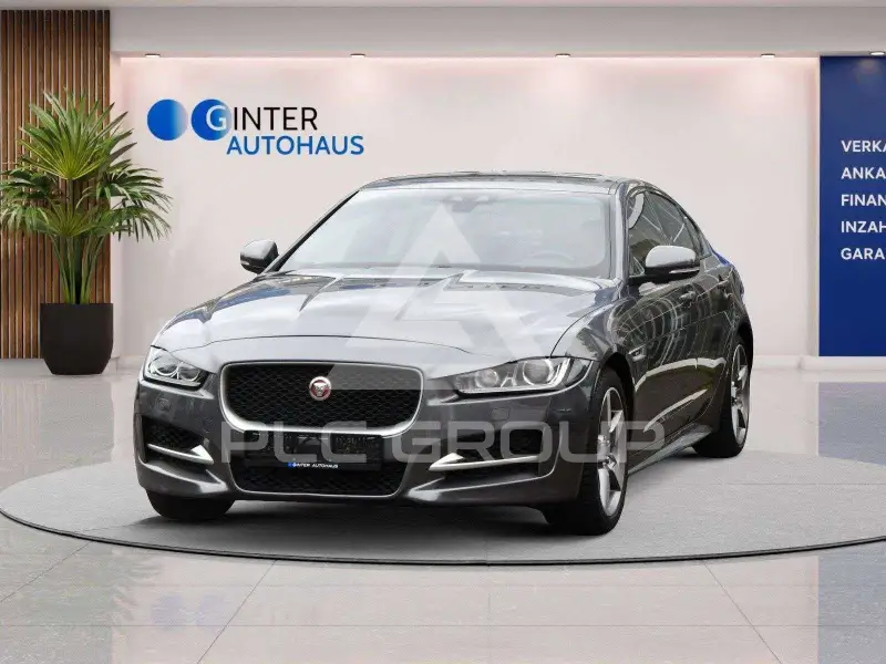 2017 Jaguar XE