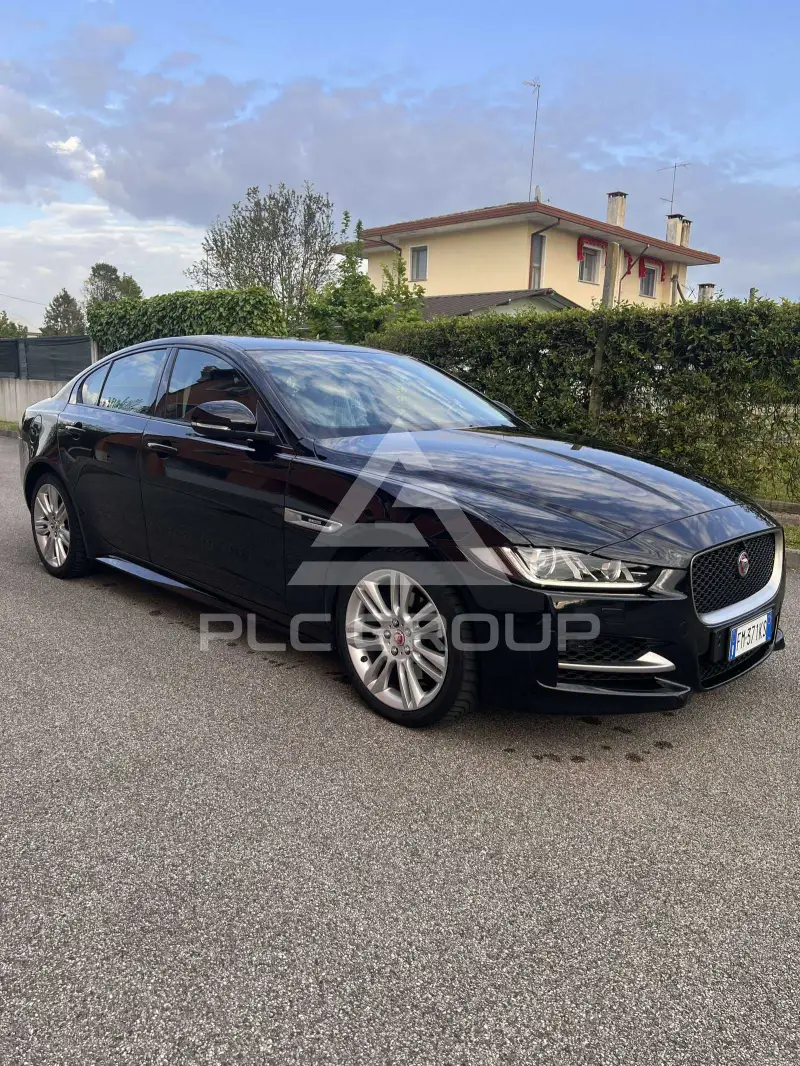 2017 Jaguar XE