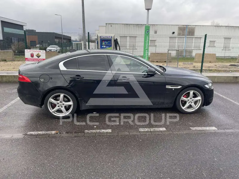 2017 Jaguar XE