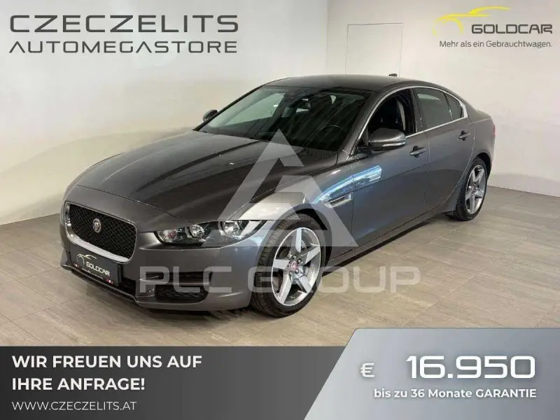 2017 Jaguar XE