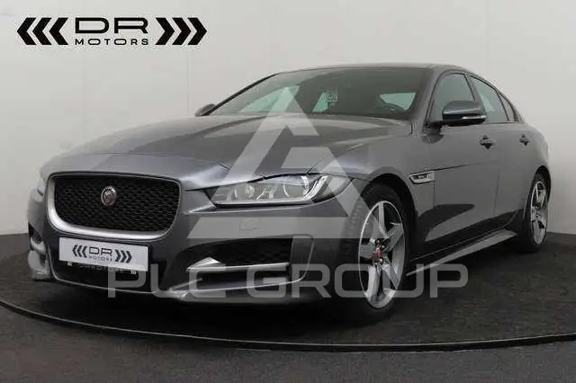 2017 Jaguar XE