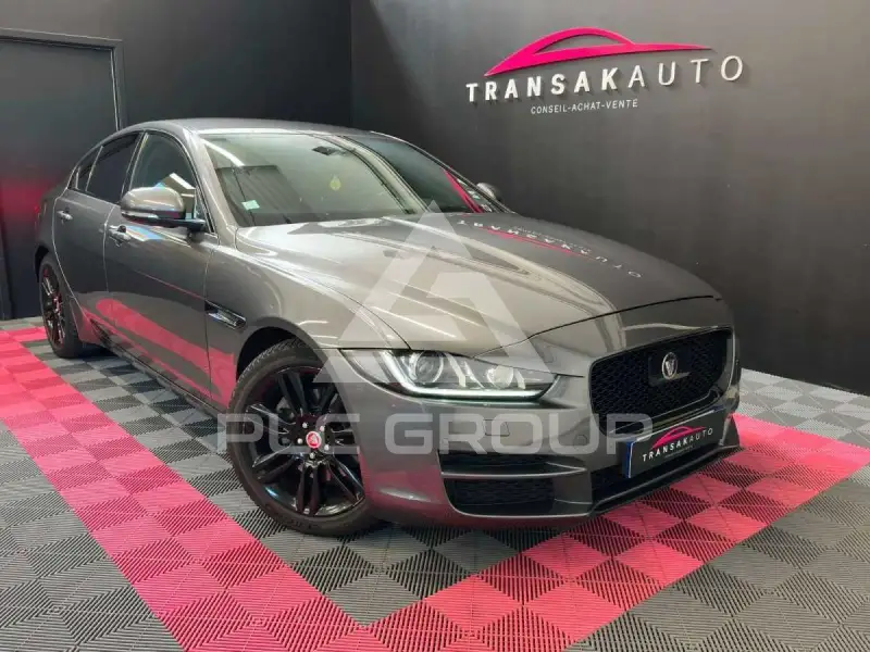 2017 Jaguar XE