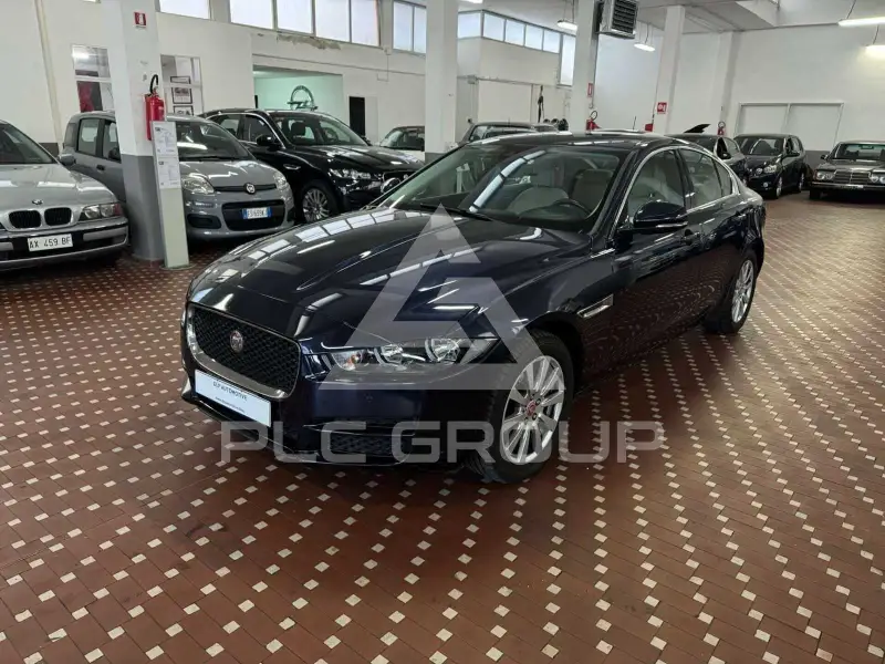 2017 Jaguar XE