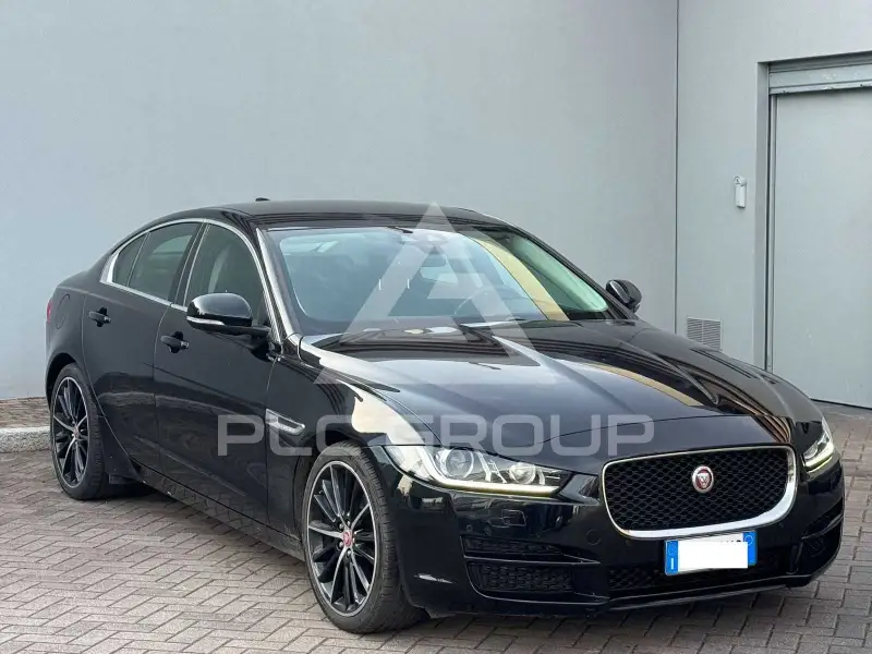 2017 Jaguar XE