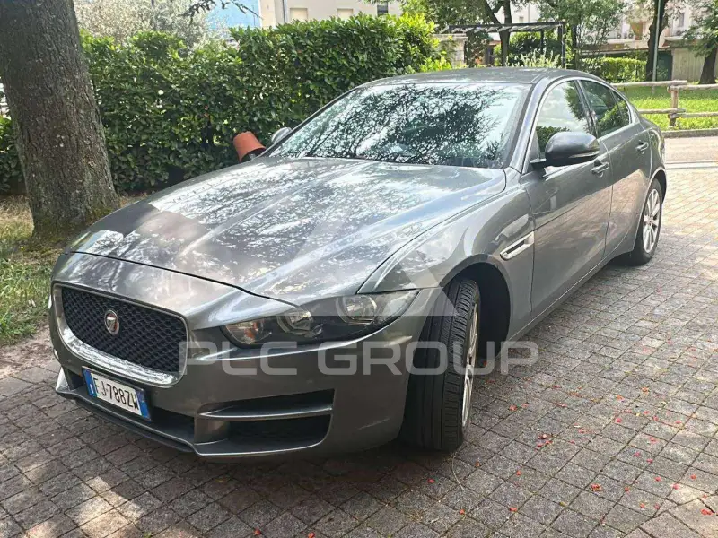 2017 Jaguar XE