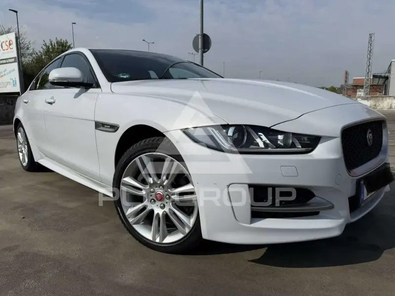 2017 Jaguar XE