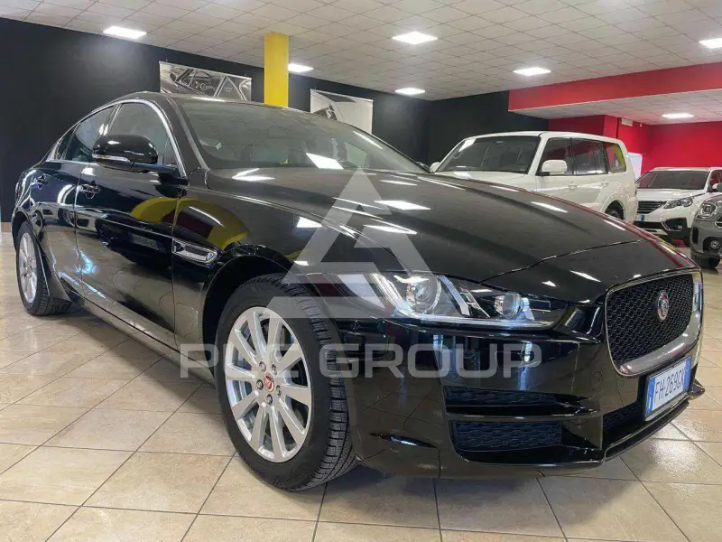 2017 Jaguar XE