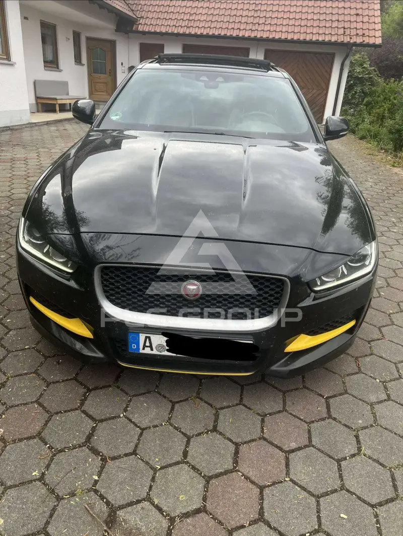 2017 Jaguar XE