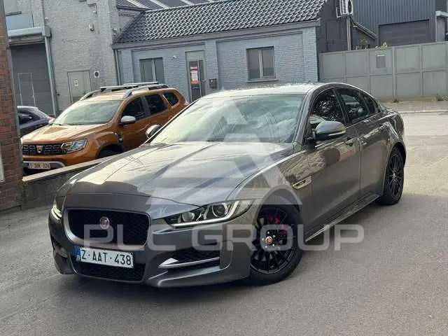 2017 Jaguar XE