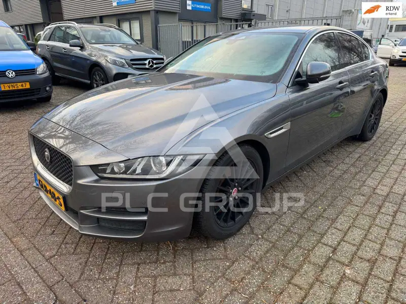 2017 Jaguar XE