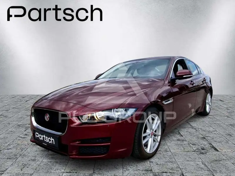 2017 Jaguar XE
