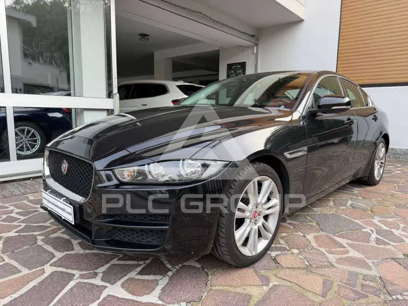 2017 Jaguar XE