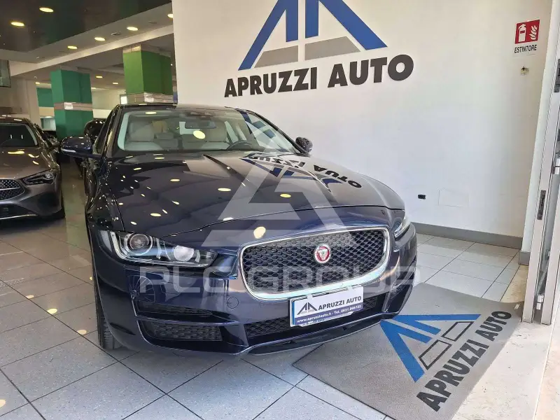 2017 Jaguar XE