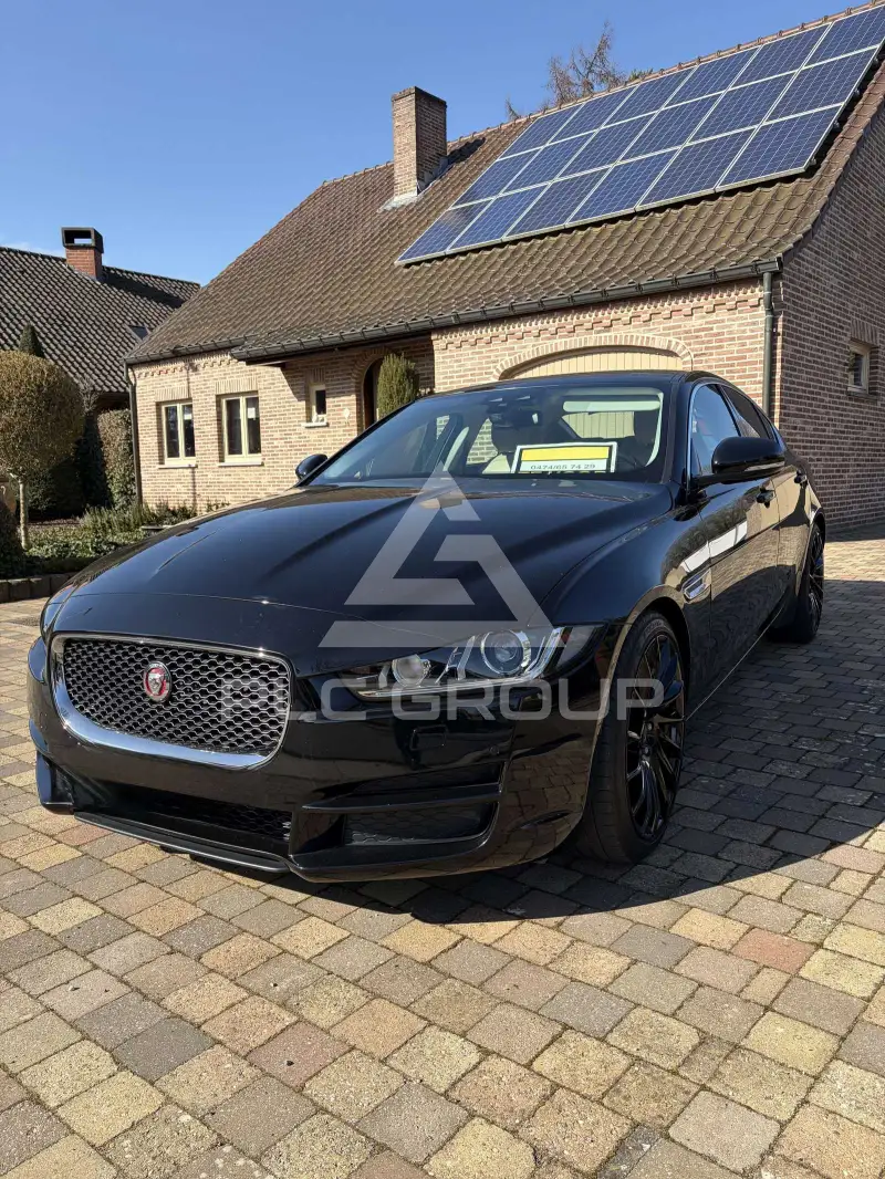 2017 Jaguar XE