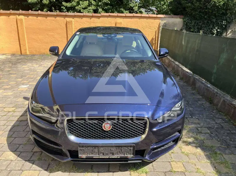 2017 Jaguar XE